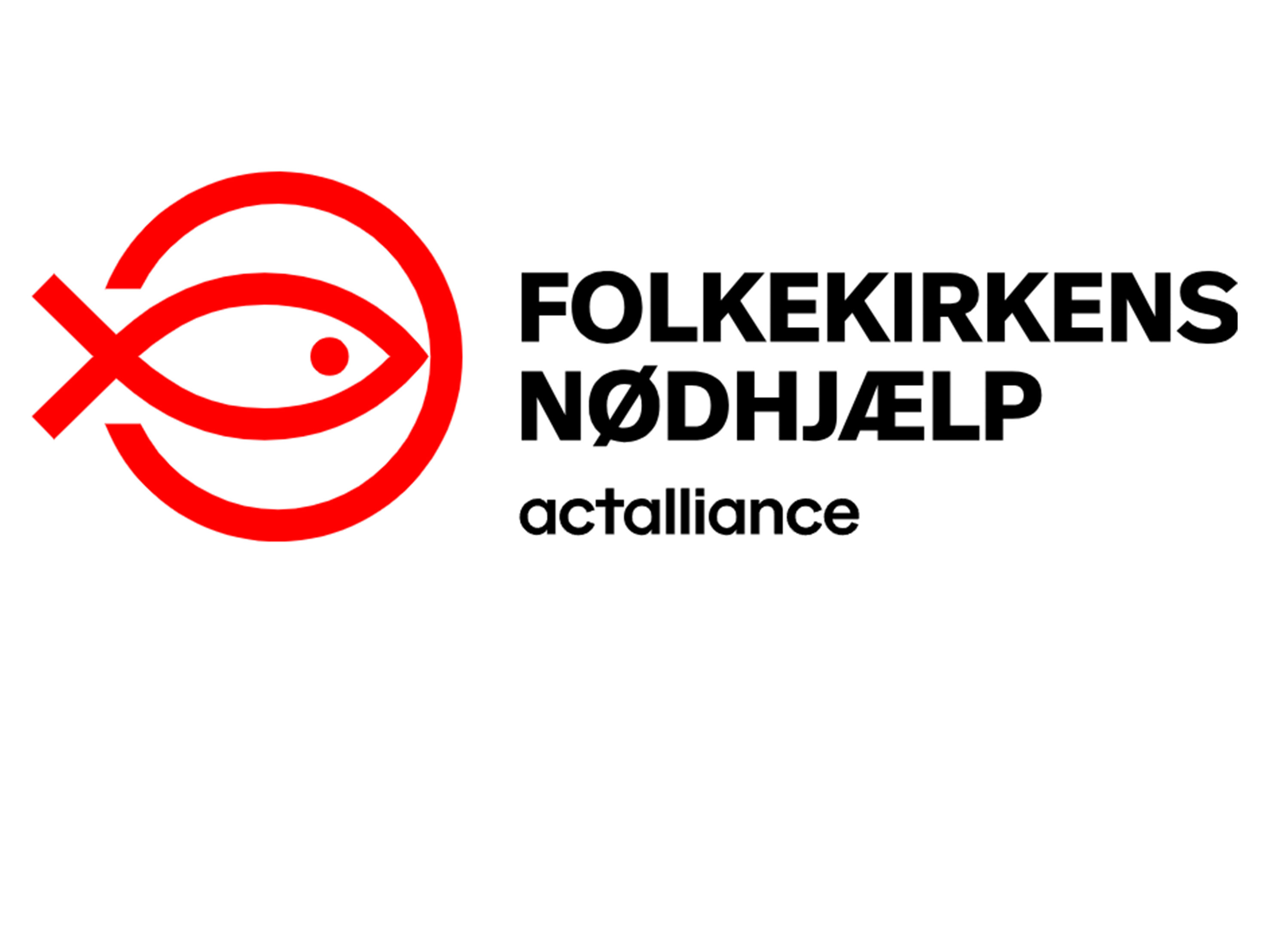 Logo von „Folkekirkens Nødhjælp, actalliance“ mit rotem Fischsymbol.